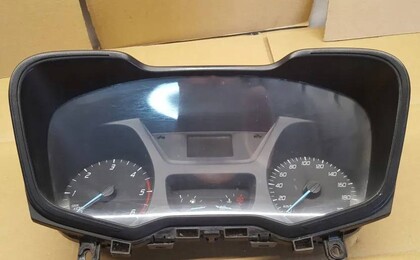 32.	Приборная панель Ford Transit Custom 2018+