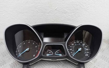 Приборная панель Ford Escape 2013-2022