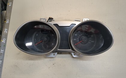 Приборная панель Hyundai Veloster 2011+