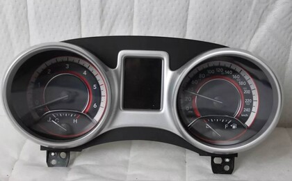 Приборная панель Jeep Journey