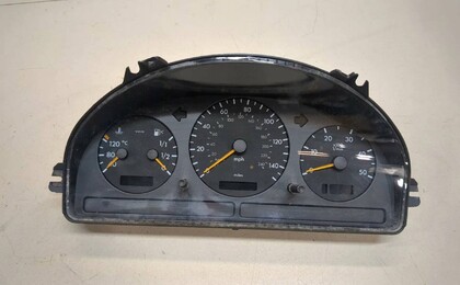 Панель приборов Mercedes-Benz W163 до 2000 (M-класс)