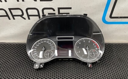 Панель приборов Mercedes-Benz W246 (B-класс)