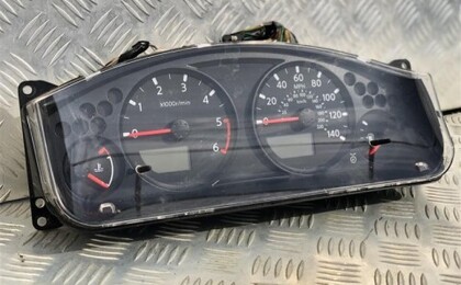 Приборная панель Nissan Navara