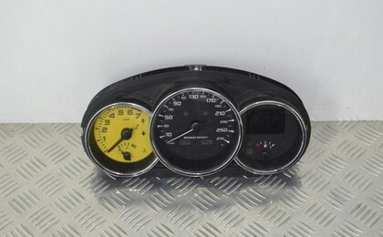 Приборная панель Renault Megane RS 3