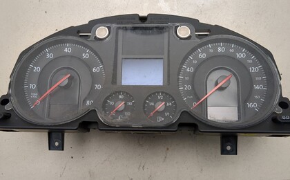 Приборная панель Volkswagen Passat 6 2005-2010 (3C0920960GX)